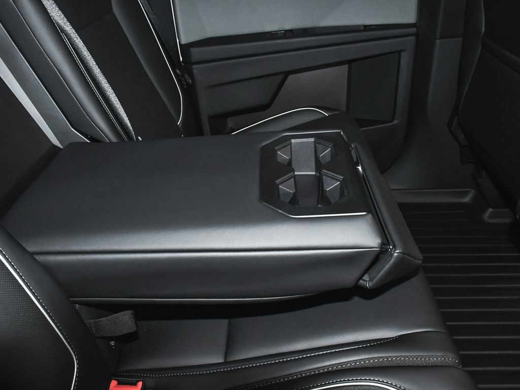 Tesla Cybertruck AWD
