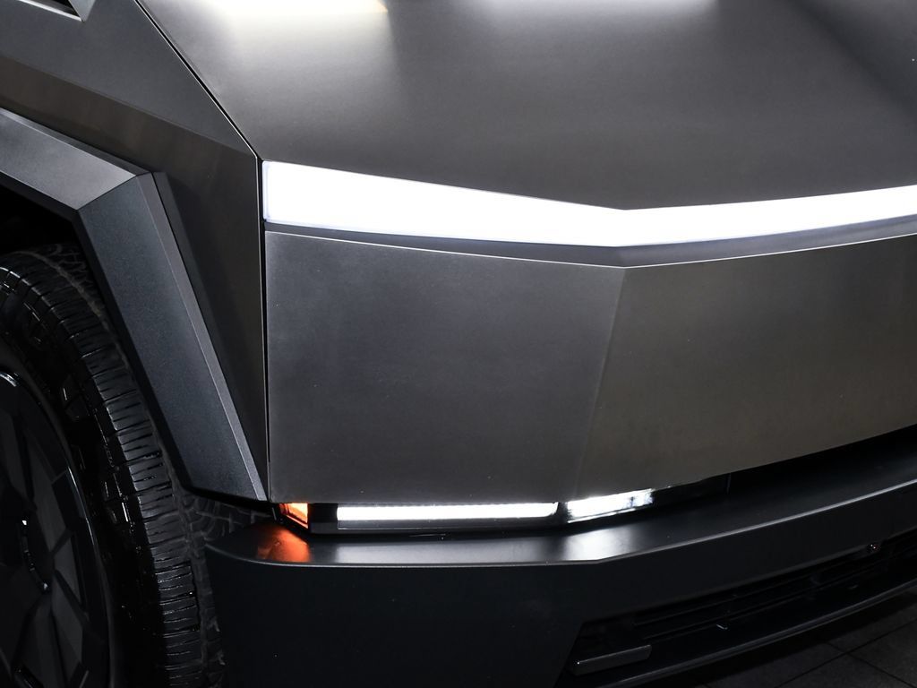 Tesla Cybertruck AWD