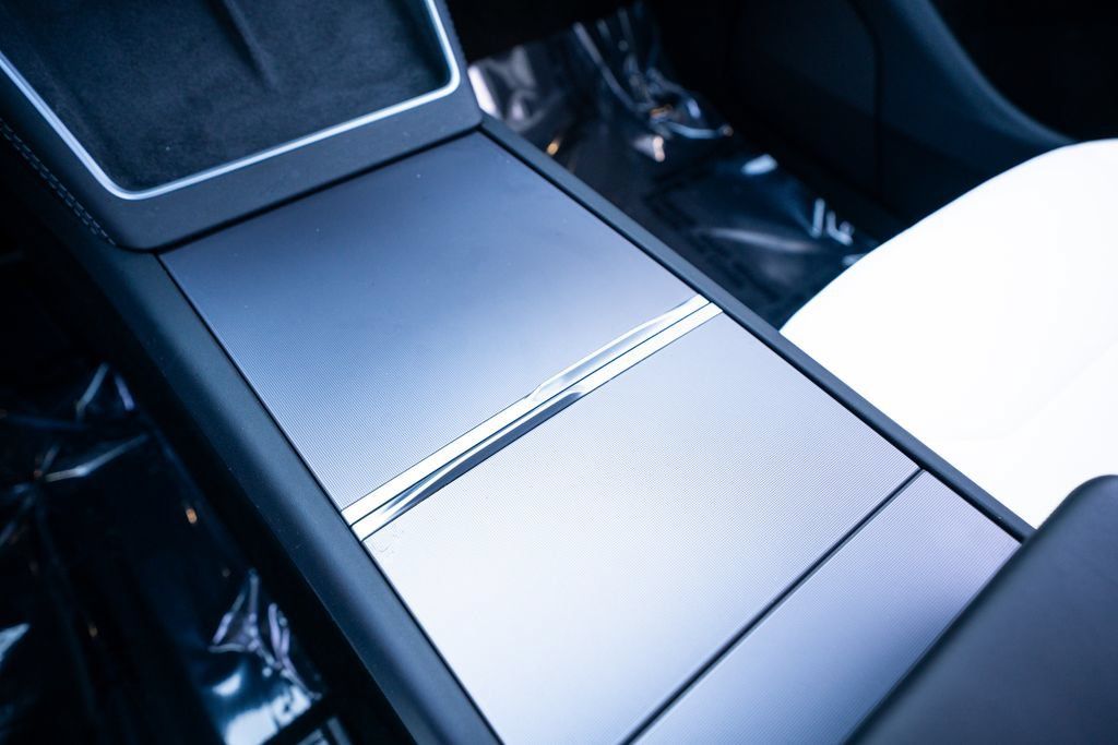 Tesla Model Y Long Range