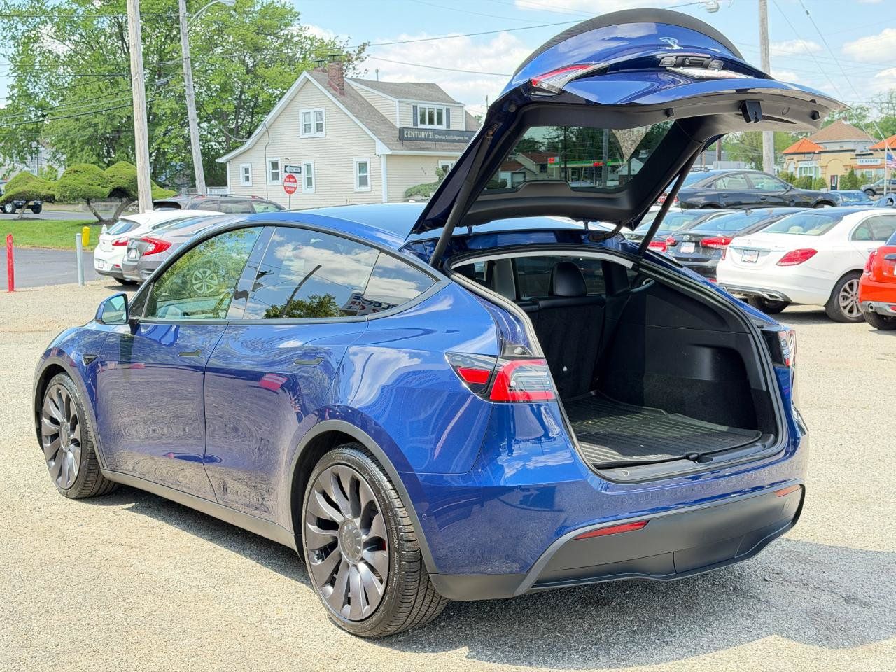 Tesla Model Y Performance AWD