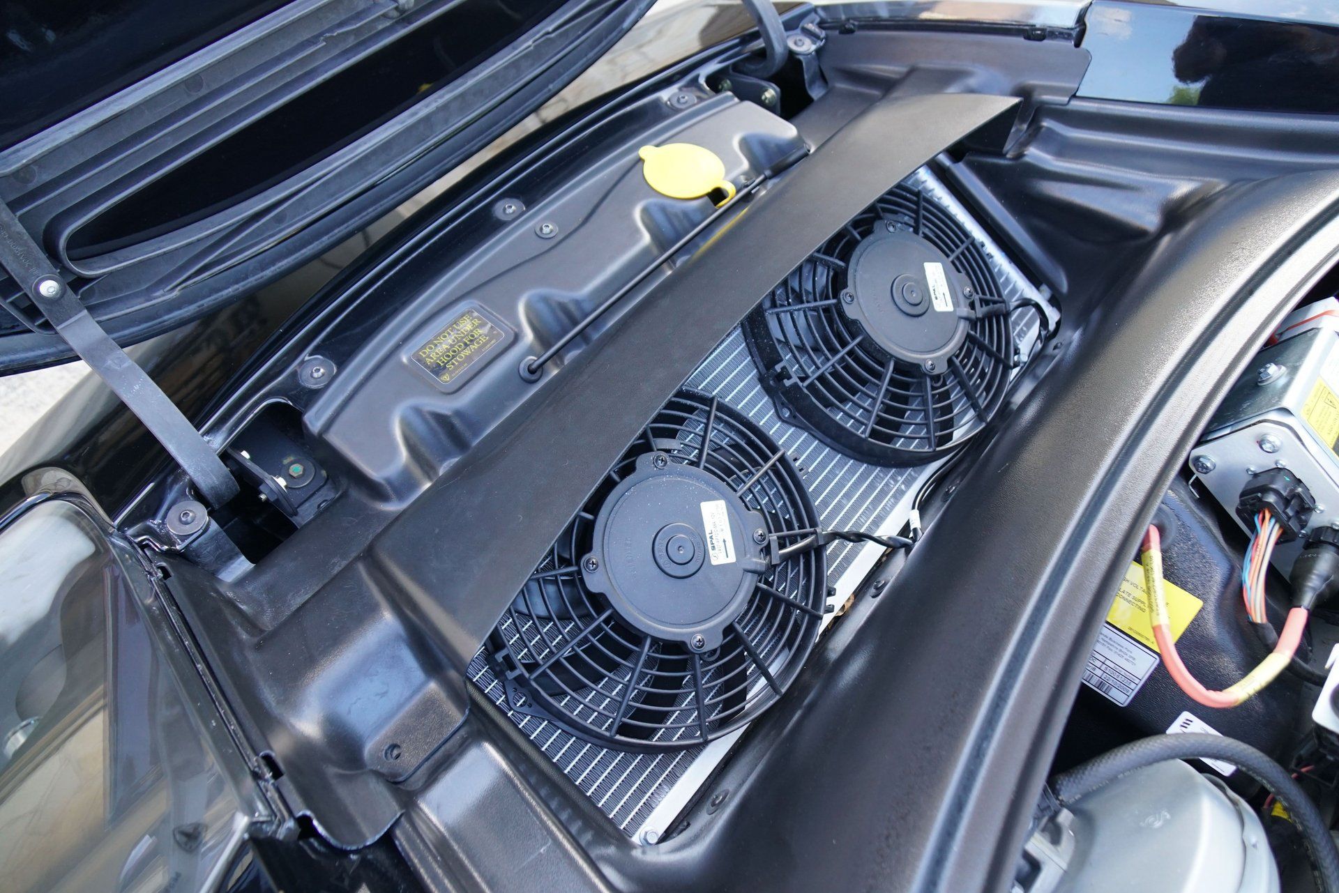 Tesla Roadster RWD