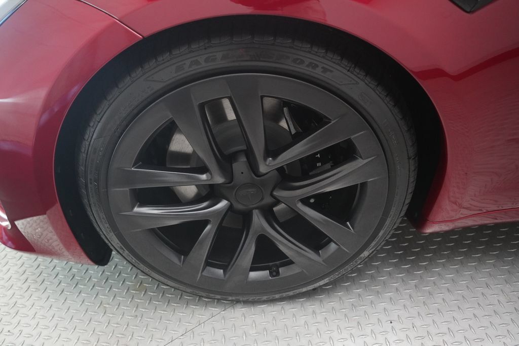 Tesla Model S AWD