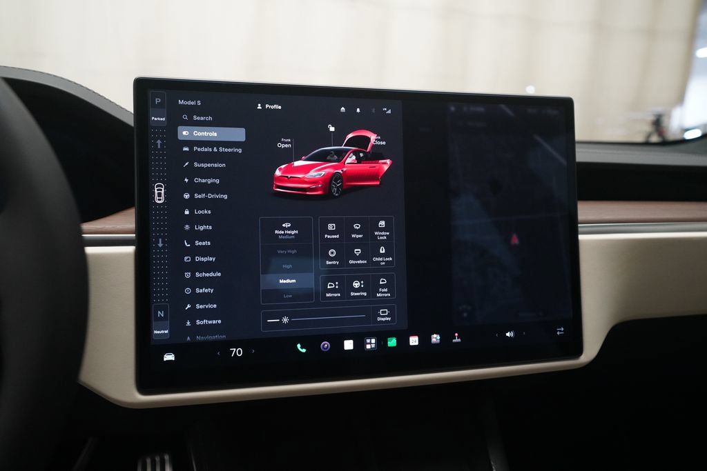 Tesla Model S AWD