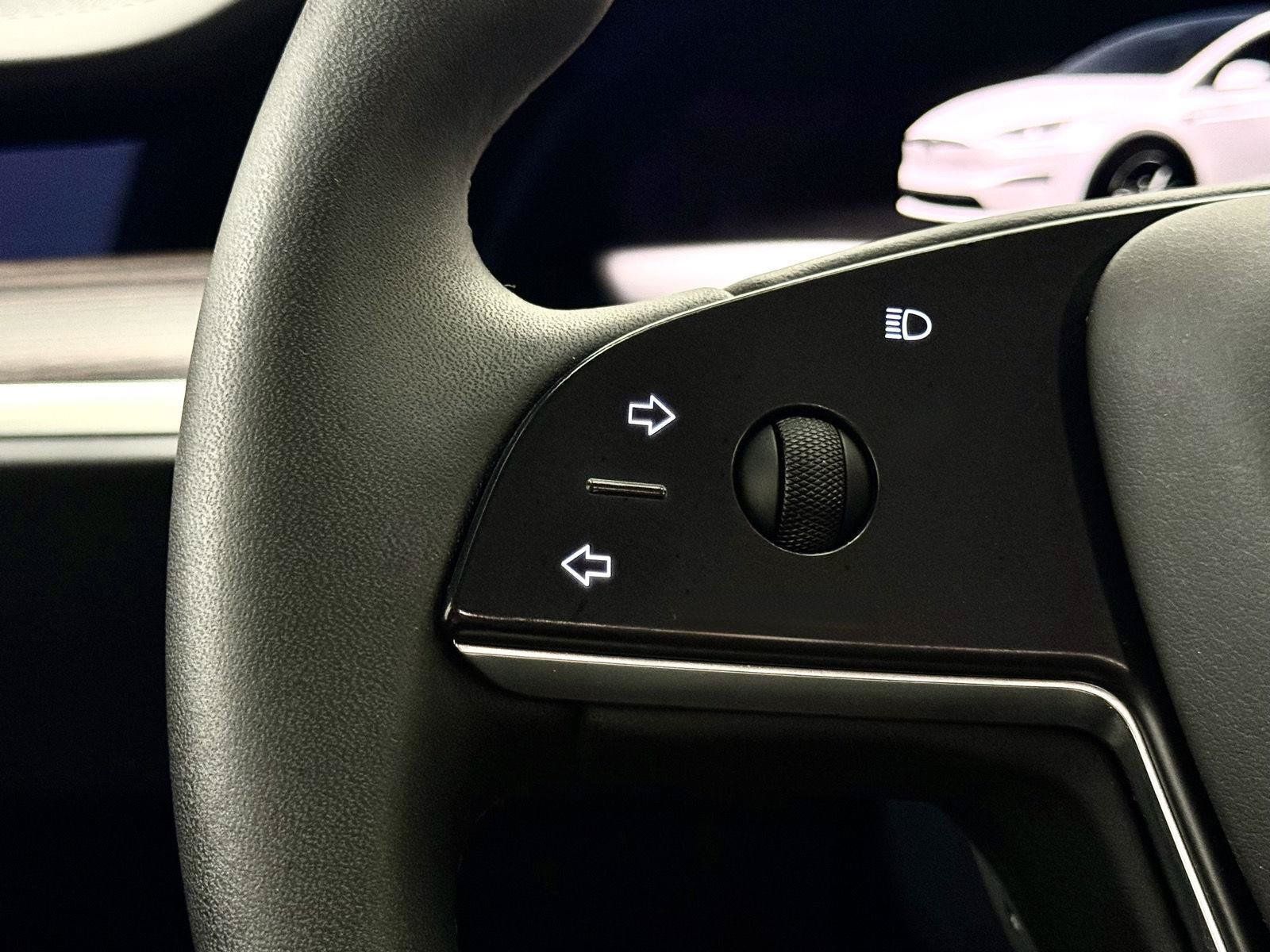 Tesla Model X AWD(7 Seats)