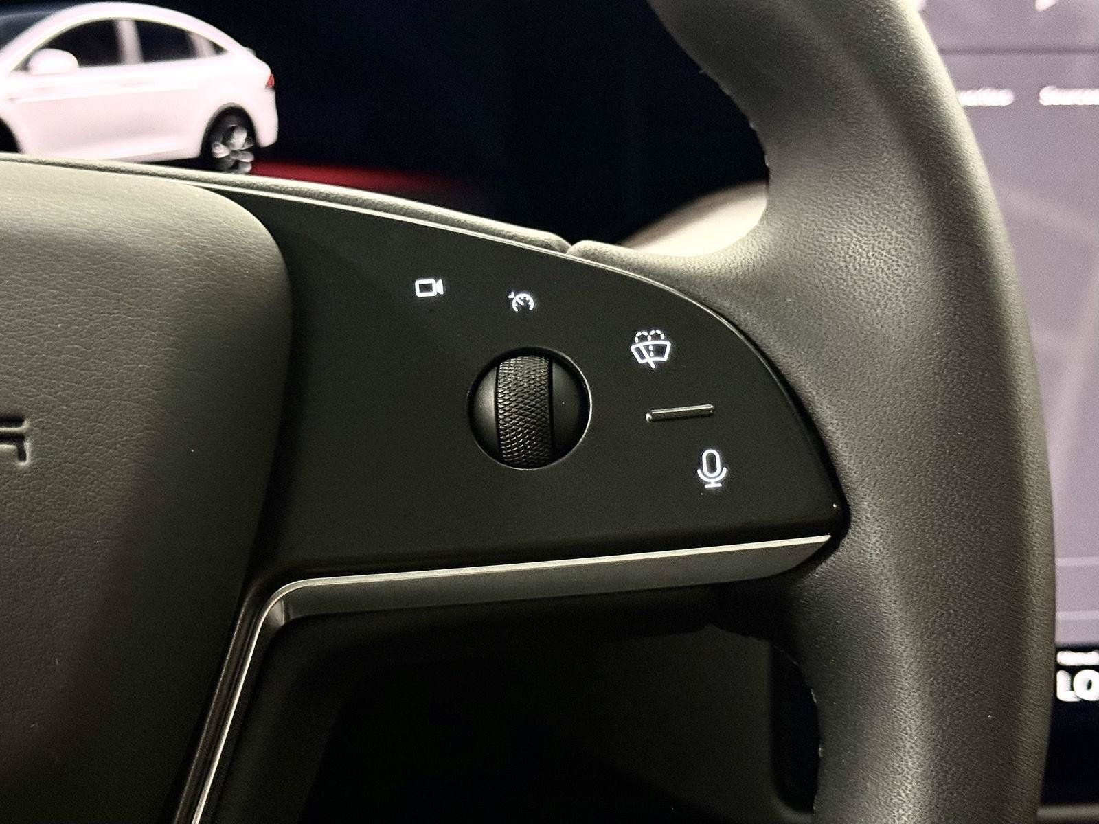 Tesla Model X AWD(7 Seats)