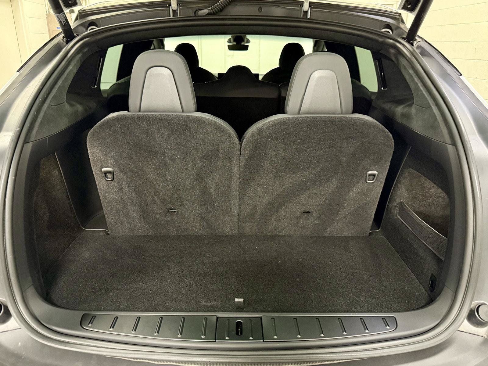 Tesla Model X AWD(7 Seats)