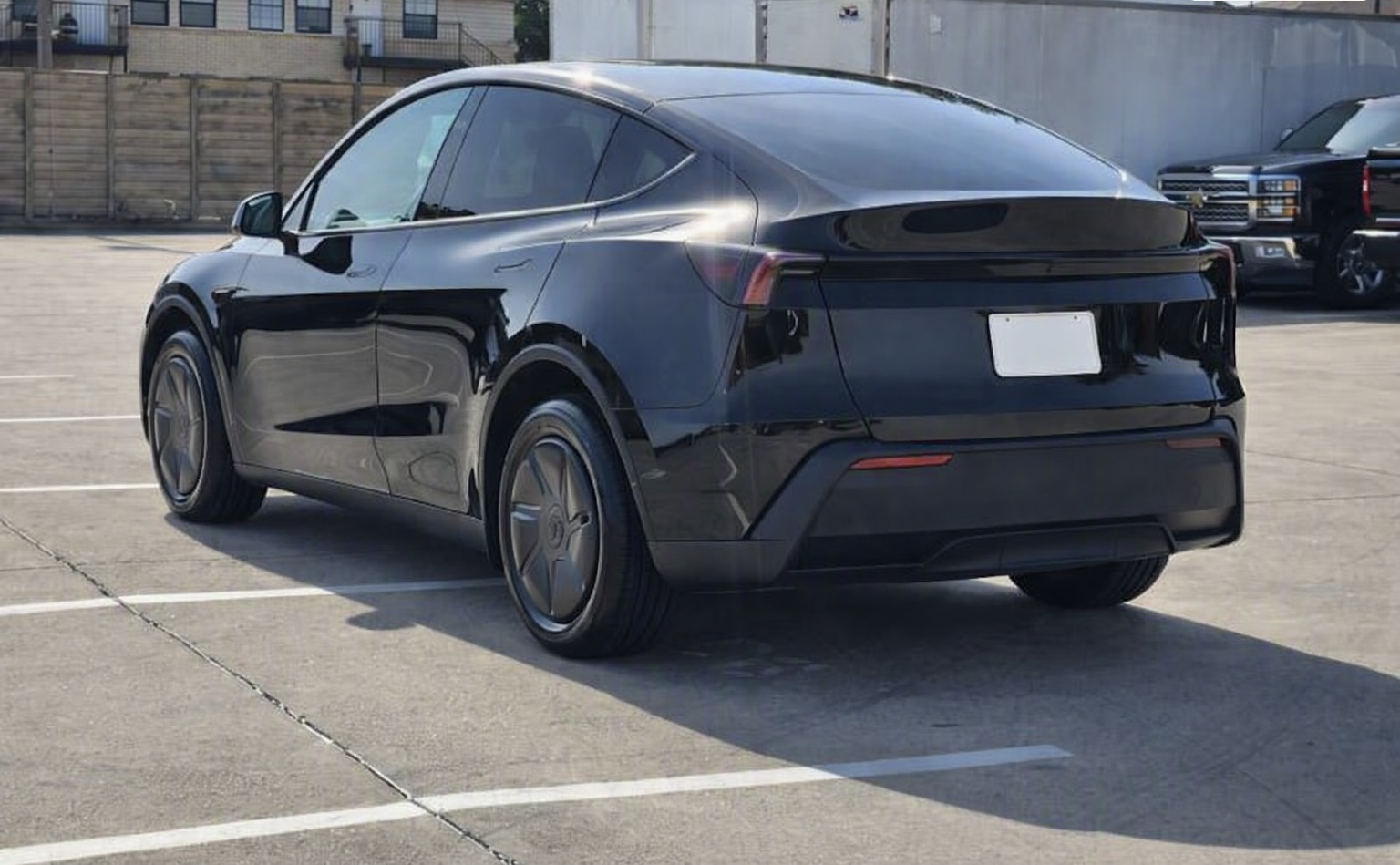 Tesla Model Y AWD