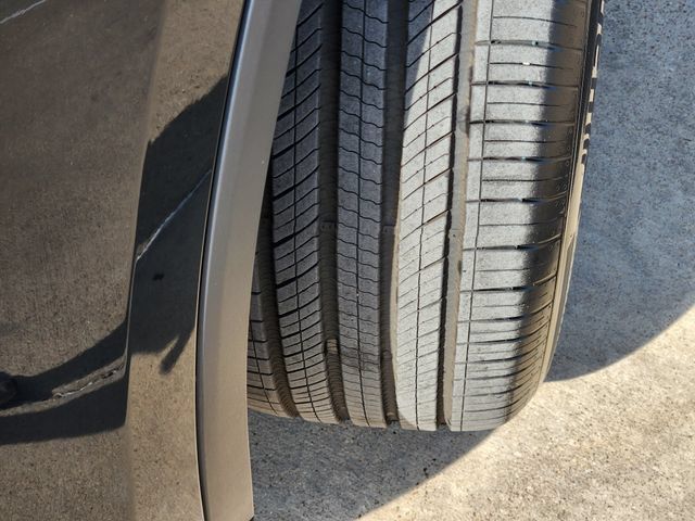 Tesla Model Y AWD