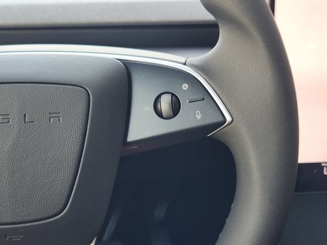 Tesla Model Y AWD